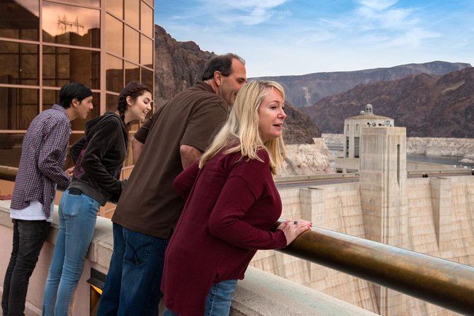 Hoover Dam Tour and Colorado River Float - Combining Engineering and Nature
