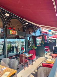 Logis HOTEL RESTAURANT La Régence - The Sum Up