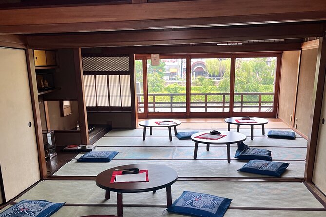 Private Kyoto Shodo Experience Calligraphy - Crafting Your Masterpiece