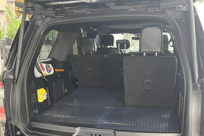 Private One-Way Shuttle Service in Long Beach - Customer Support and Policies