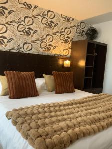 Ambassador Hotel - Cherbourg Pleasure Port - Good To Know