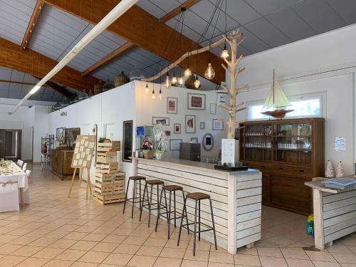 Apartments of the Joncas - Good To Know