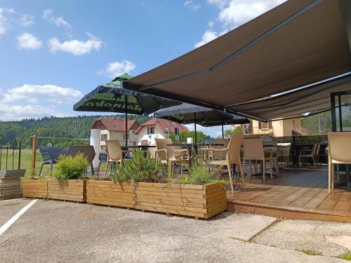 Auberge of the Castle of Joux - Good To Know