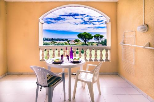 Cap Estérel by Actisource - Good To Know