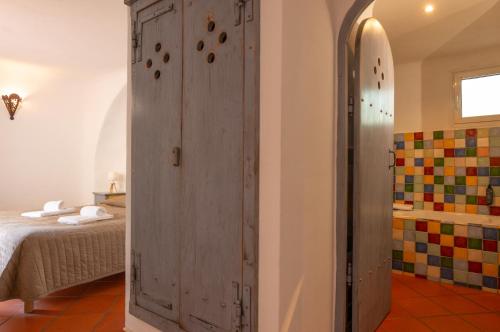 Caranella Estate - Good To Know