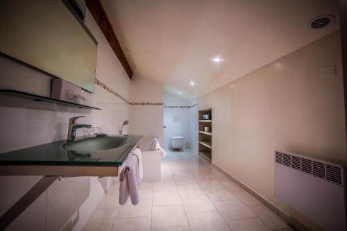 Castellu Rossu - Good To Know