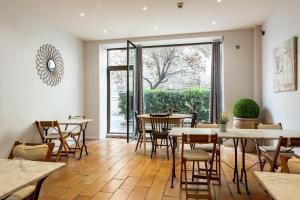 Central Hotel - Good To Know