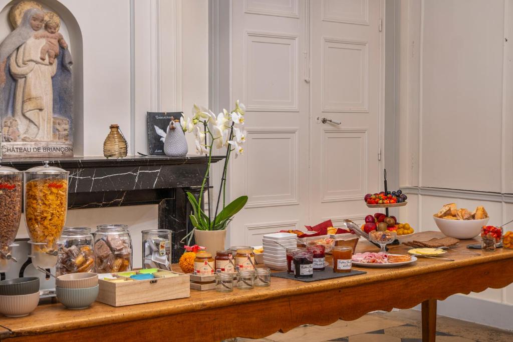 Chateau De Briançon - Good To Know