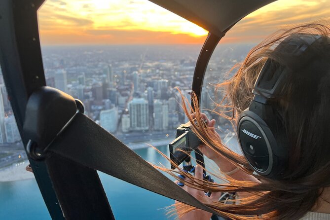 Chicago Helicopter 10-Minute Tour for up to Three Passengers - Good To Know
