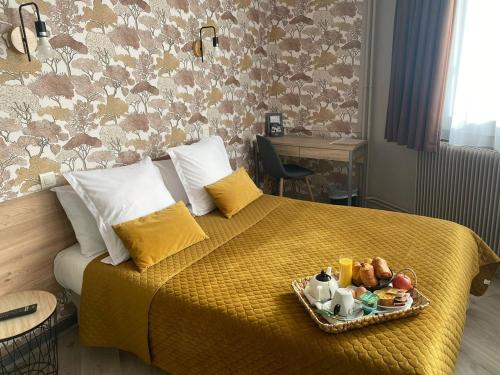 Contact Hotel Foch - Good To Know