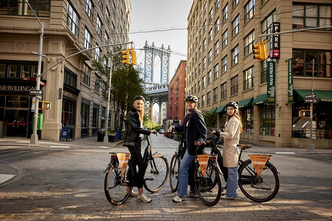 Downtown Bike Tour With Stylish Dutch Bikes - Good To Know