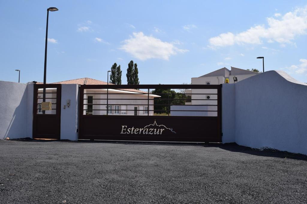 Estérazur Residence - Good To Know