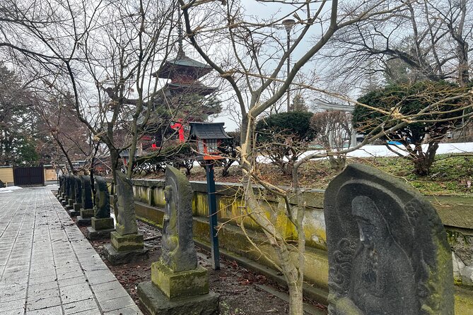 Hirosaki Temples and Shrines Historical Tour With Licensed Guide - Good To Know