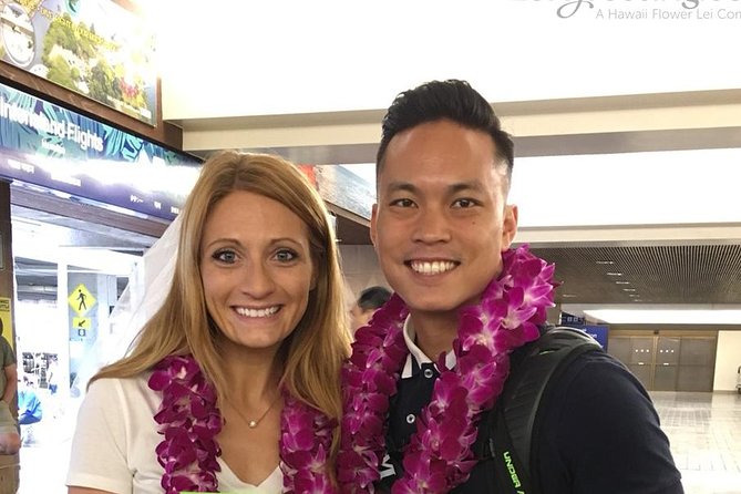 Honeymoon Airport Lei Greeting on Lihue Kauai - Good To Know
