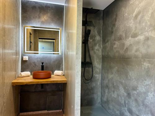 Hotel Casa Matteu - Good To Know