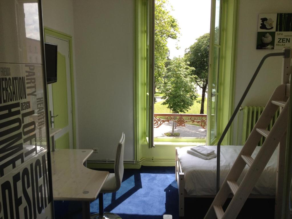Hotel Couleurs Sud City Center Train Station Charleville-Mézières - Good To Know