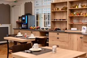 Hotel of the Angel - Good To Know