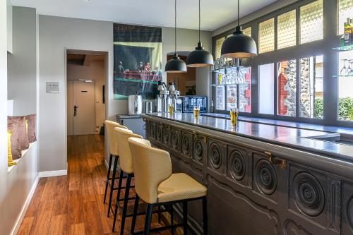 Hotel of the Dunes - Good To Know