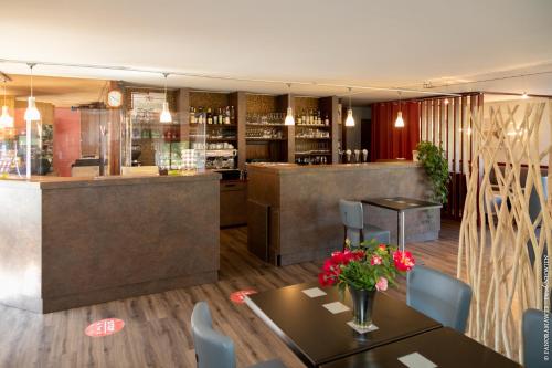 Hotel Restaurant At the Alsace Relay - Good To Know