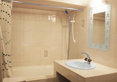 Hotel Restaurant De La Poste Mulhouse Ottmarsheim - Good To Know