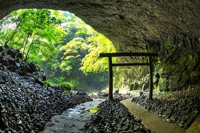 Kyushu Day Trip to Takachiho Gorge and Shrines From Fukuoka - Good To Know