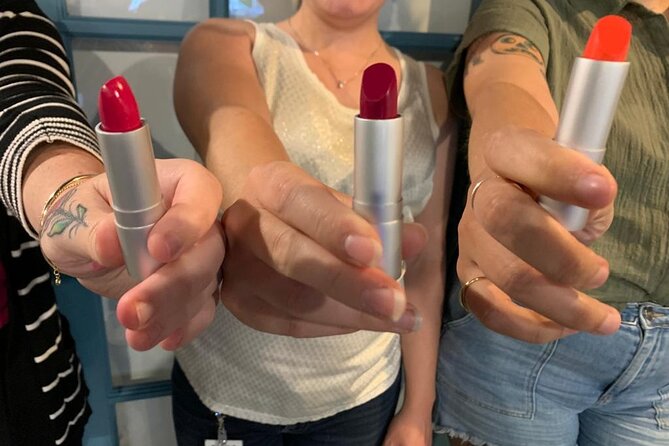 Lip Print Beauty Bar Charlotte: Create Your Own Lipstick or Gloss - Good To Know
