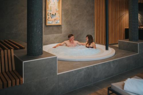 Logis Hôtel De La Tour - Good To Know