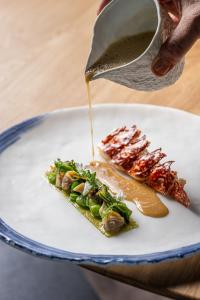 Logis Hôtellerie Les Brisants, Restaurant J M Perochon - Good To Know