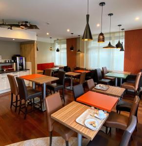 Logis - Le Christina - Good To Know