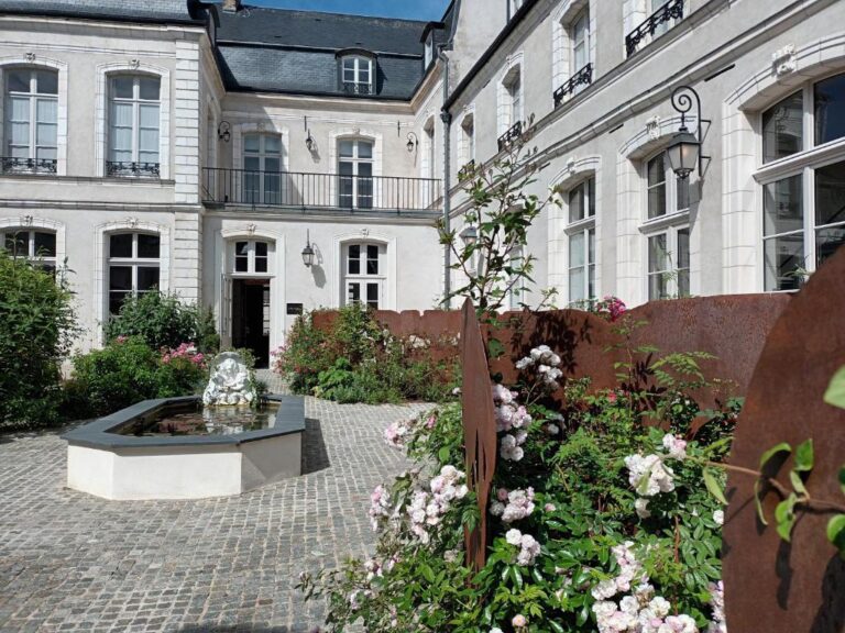 Loysel Le Gaucher Hotel Review