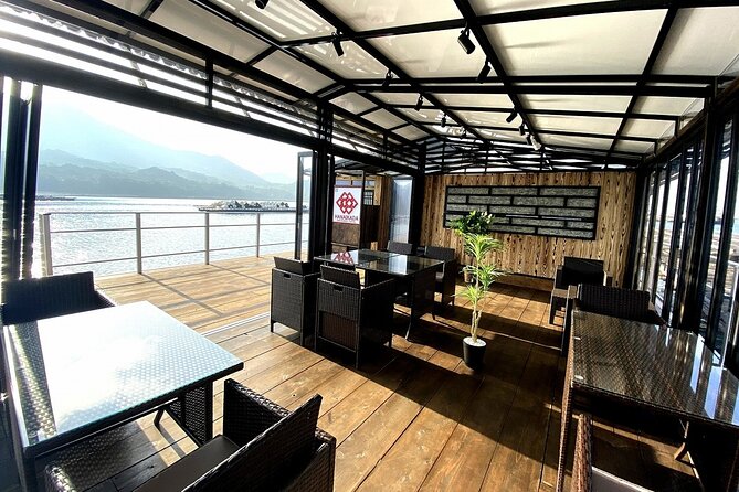 Lunch on Raft-Style Boat HANAIKADA on the West Coast of Miyajima - Good To Know