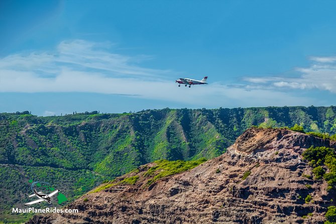 Maui *PRIVATE* Air Tour: Aquamarine & Emerald Dream: (2-5 People) - Good To Know