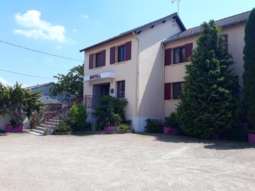Merle Blanc Lodge - Overview of Logis Merle Blanc