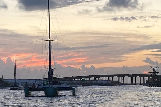 Private Sunset and Dolphin Cruise in Destin-Up to 16 Guests - Experience Highlights