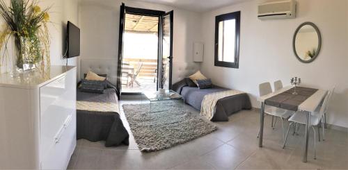 Residence Bellavista in Santa Giulia, Near the Beach With a Sea View - Good To Know