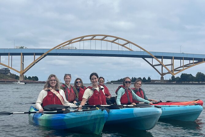 Small Group Kayak Tour of Skyline in Milwaukee - Good To Know