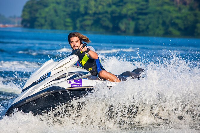 South Beach Jet Ski Rental Departs Bayside Marketplace - Good To Know