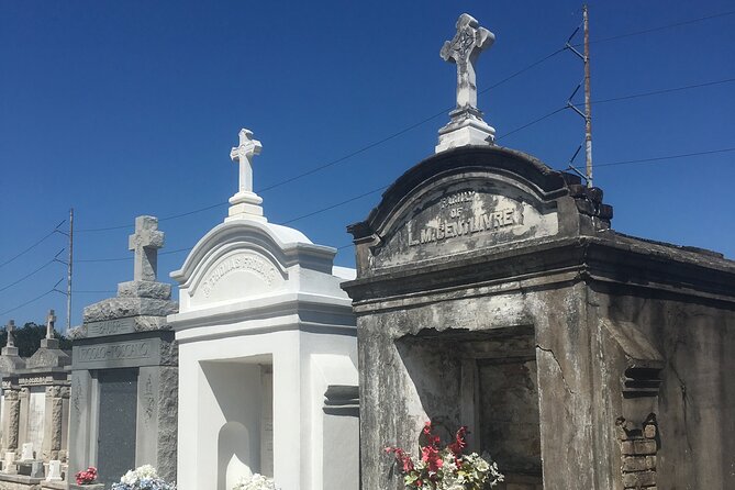 St. Roch Cemetery Tour - Good To Know