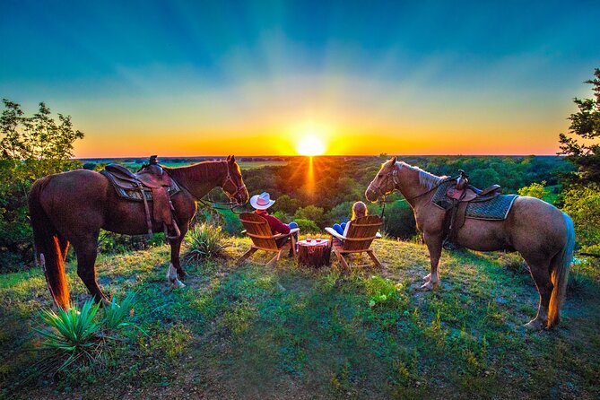 Sunset Horseback Ride With Scenic Views - Good To Know