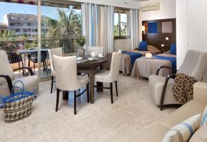 The Originals Residence, The Strelitzias - Good To Know