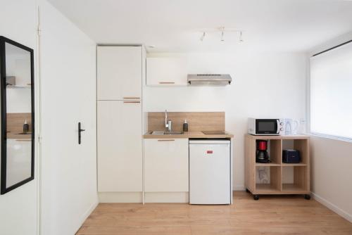 The Studios of Honfleur - Good To Know