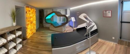 The Table of Gustave - Good To Know