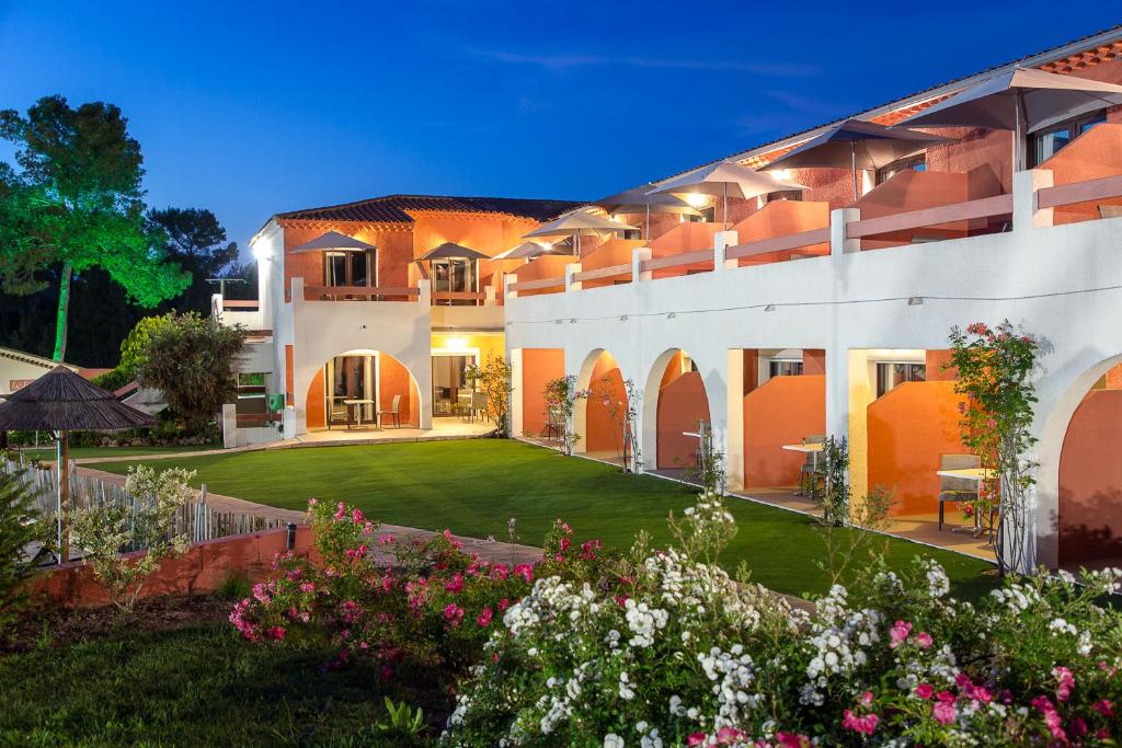 The White Pines in Provence - Good To Know