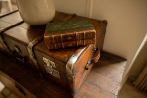 TheParticular The Admiral - Good To Know