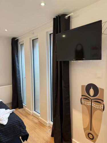 Victorias House Suite - Good To Know