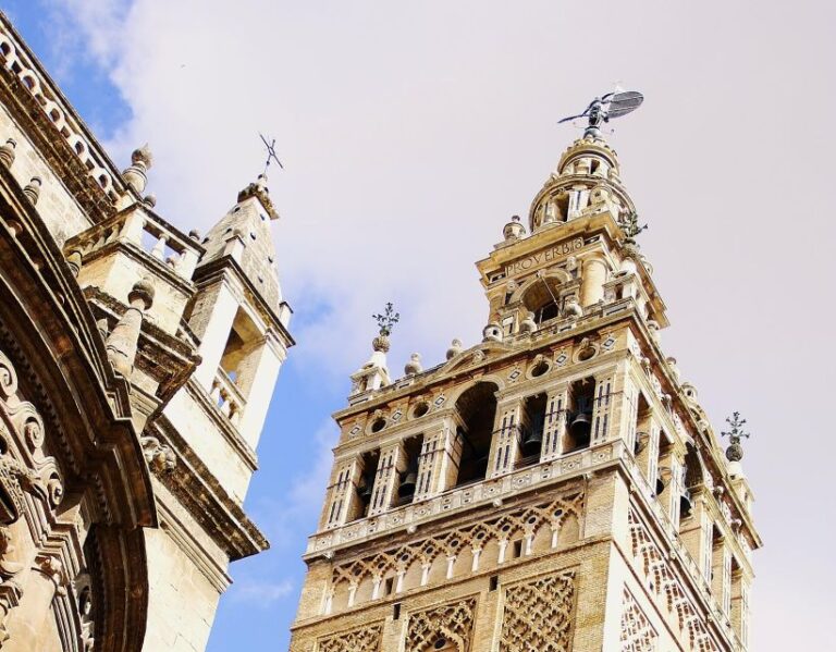 Alcazar & Cathedral of Seville Exclusive Group Max. 9 Guests