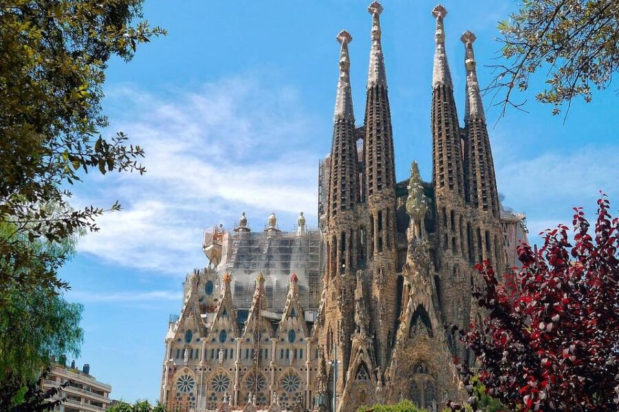 Barcelona: Electric Scooter Tour Gaudi and Gothic Route - Tour Overview and Pricing