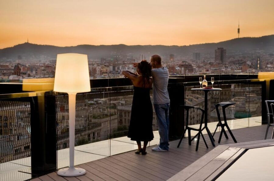 Barcelona: Night Walking Tour in the Heart of the Movida - Tour Overview and Highlights