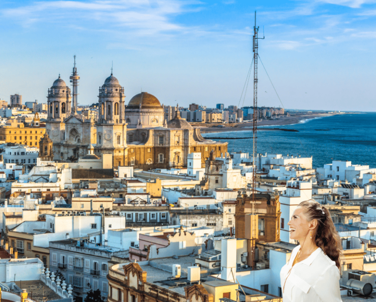 Cadiz in 1 Day: Walking Tour With Digital Guide