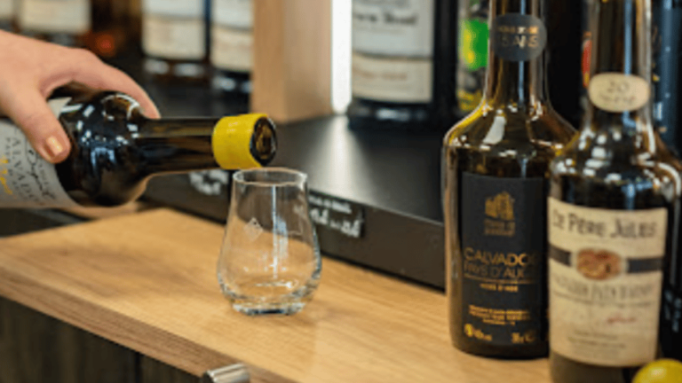 Caen or Deauville Food Walking Tour: Enjoy Calvados Flavors